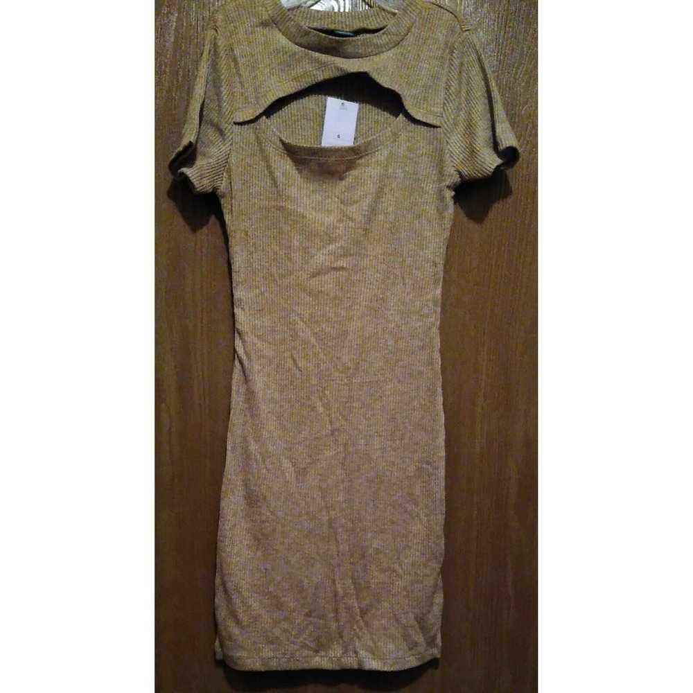 Wild Fable Size S Womens Short Sleeve Cut Out Ribbed Knit Dress Light Brown New